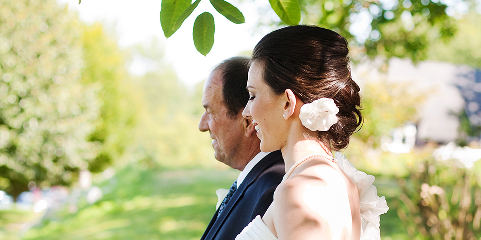 wedding-hair-with-flower
